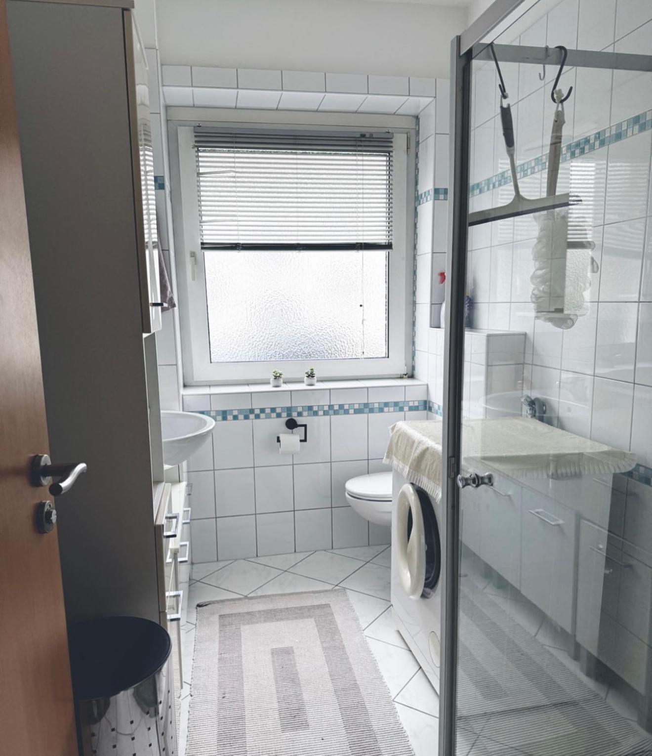 Zentrale Grosse Vollausgestattete Wohnung Fuer Alle Zwecke Perfekt Geeignet 비텐 외부 사진